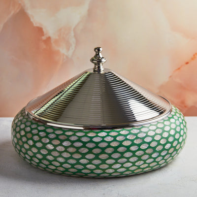 Emerald Hues Mother of Pearl Casserole – 4.5L Handcrafted | With Stainless-Steel Core